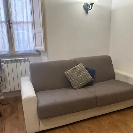 San Vitale 18 By Ghor דירה רומא