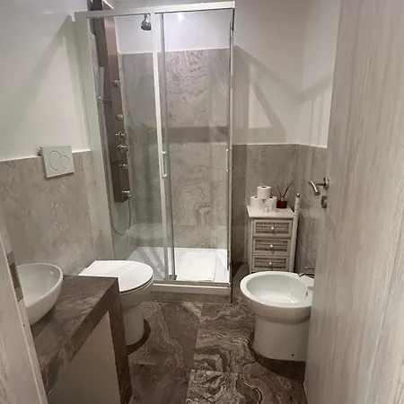 San Vitale 18 By Ghor דירה