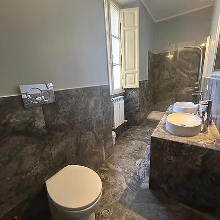 San Vitale 18 By Ghor רומא