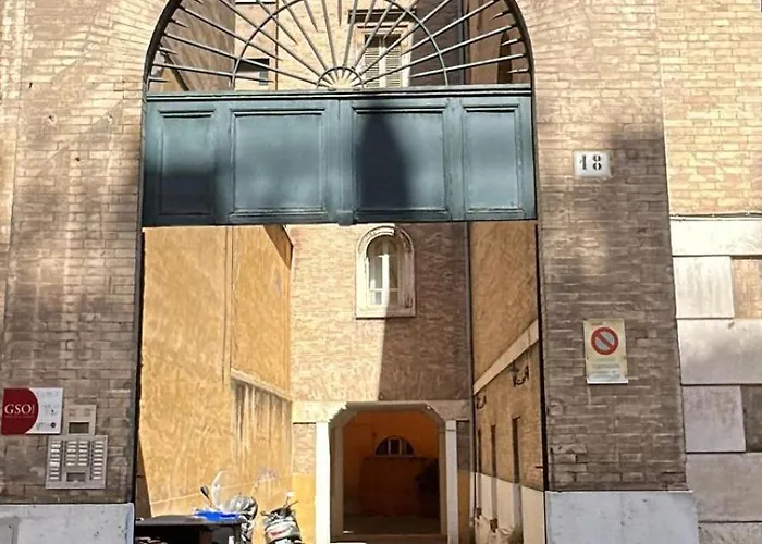 San Vitale 18 By Ghor דירה