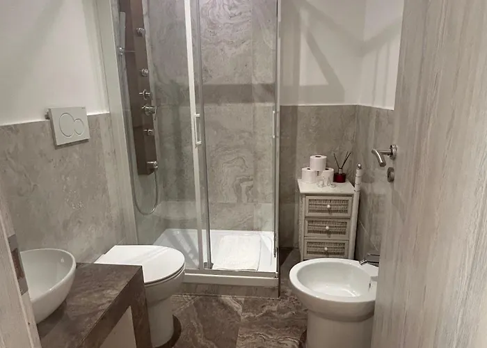 San Vitale 18 By Ghor דירה