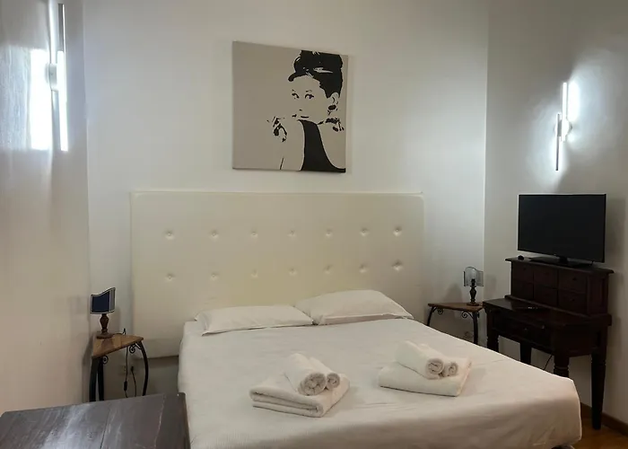 San Vitale 18 By Ghor דירה רומא